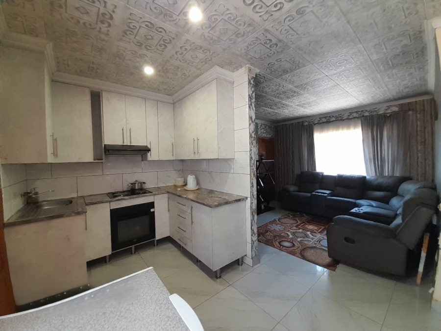 3 Bedroom Property for Sale in Rustenburg North North West